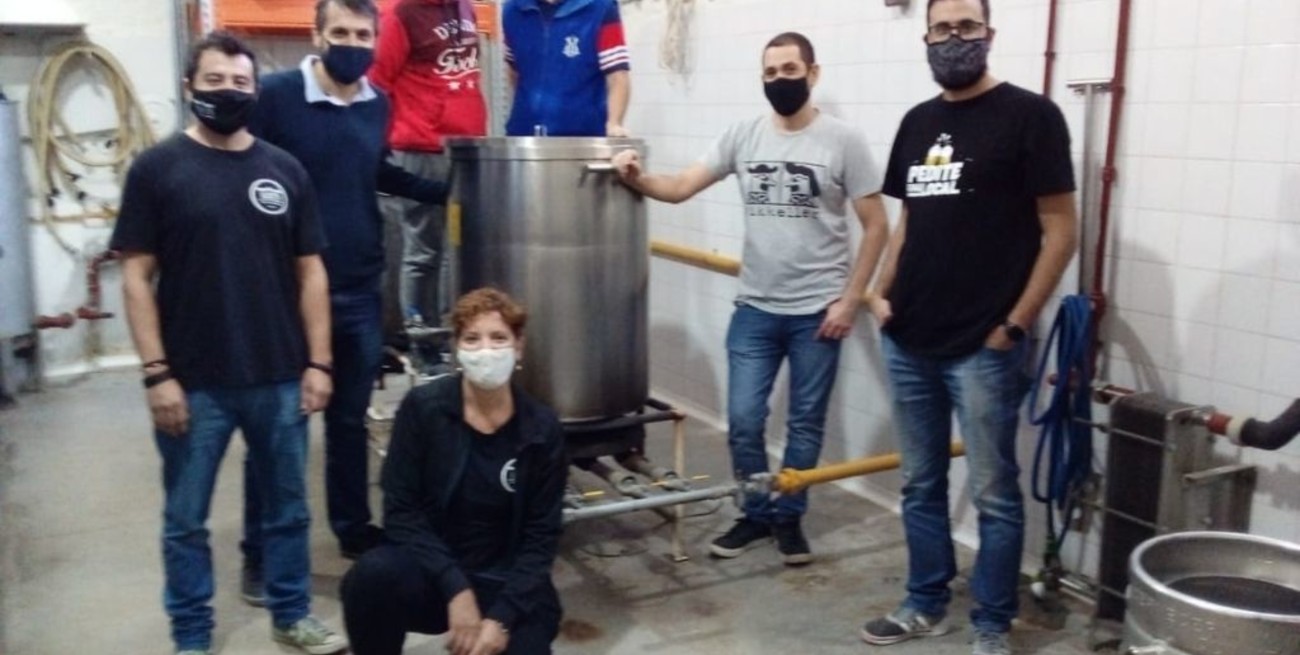 El municipio brinda apoyo para potenciar la calidad de la cerveza artesanal santafesina