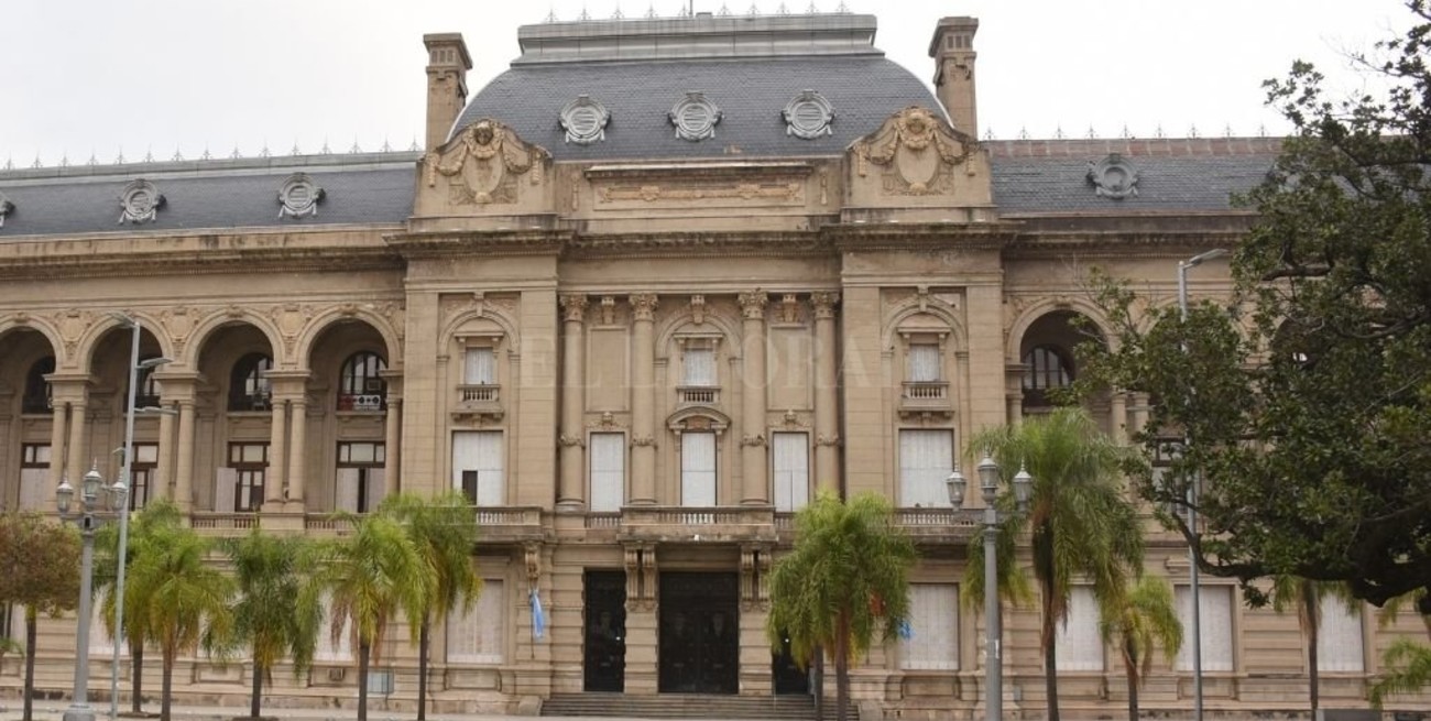 Dos días de duelo por la muerte de Carlos Reutemann en la provincia de Santa Fe