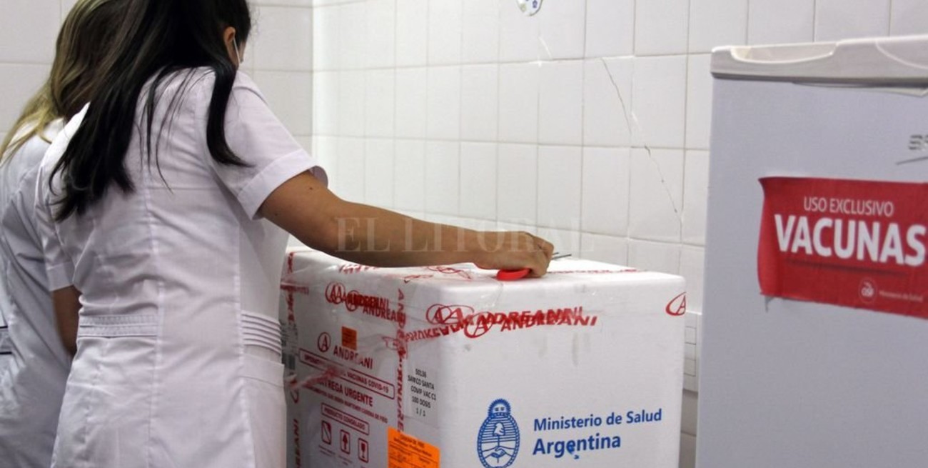 Santa Fe recibe este jueves 23.875 dosis del segundo componente de la Sputnik V