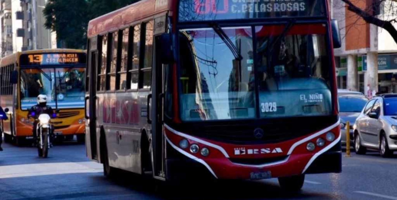 Levantaron el paro del transporte urbano de pasajeros en Córdoba