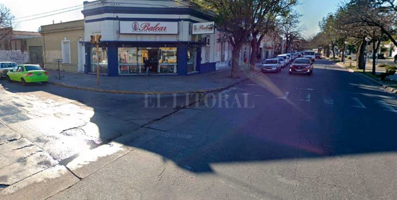 Destrozos y robo en una panadería del sur de la ciudad de Santa Fe