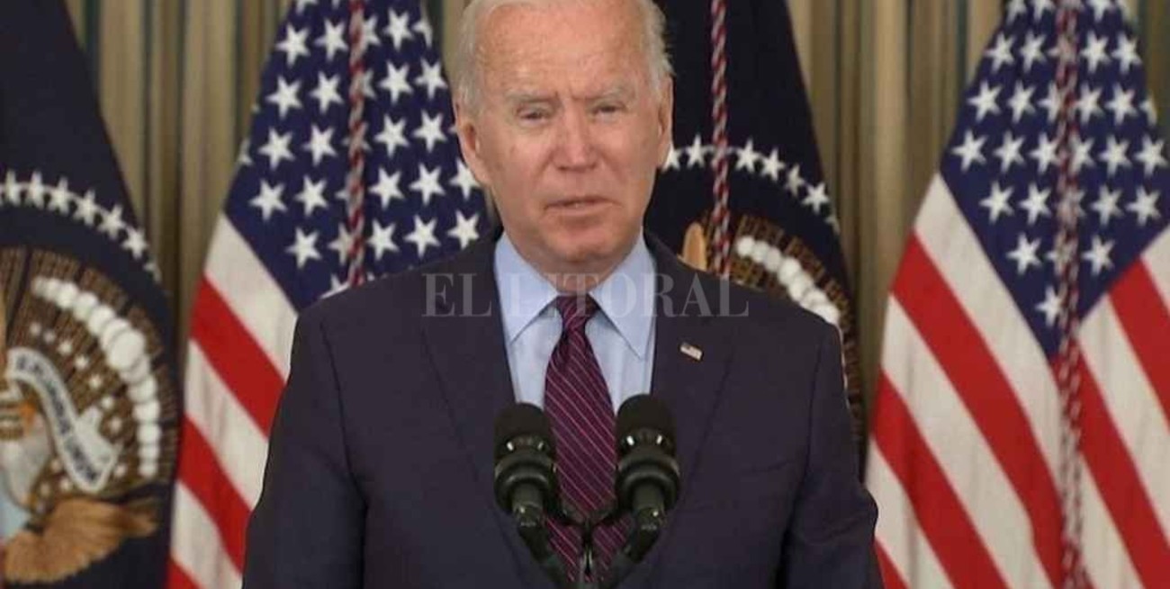 Joe Biden sugirió a los estadounidenses en Ucrania que "abandonen el país"