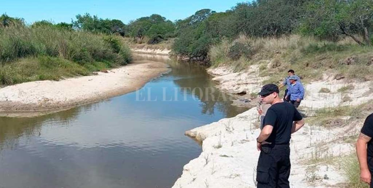 Fue a pescar con sus amigos y murió ahogado en el norte de Santa Fe