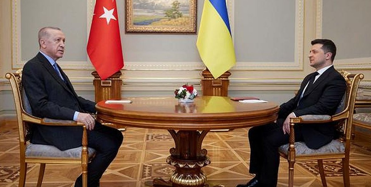 Turquía: Erdogan se ofreció para mediar entre Rusia y Ucrania