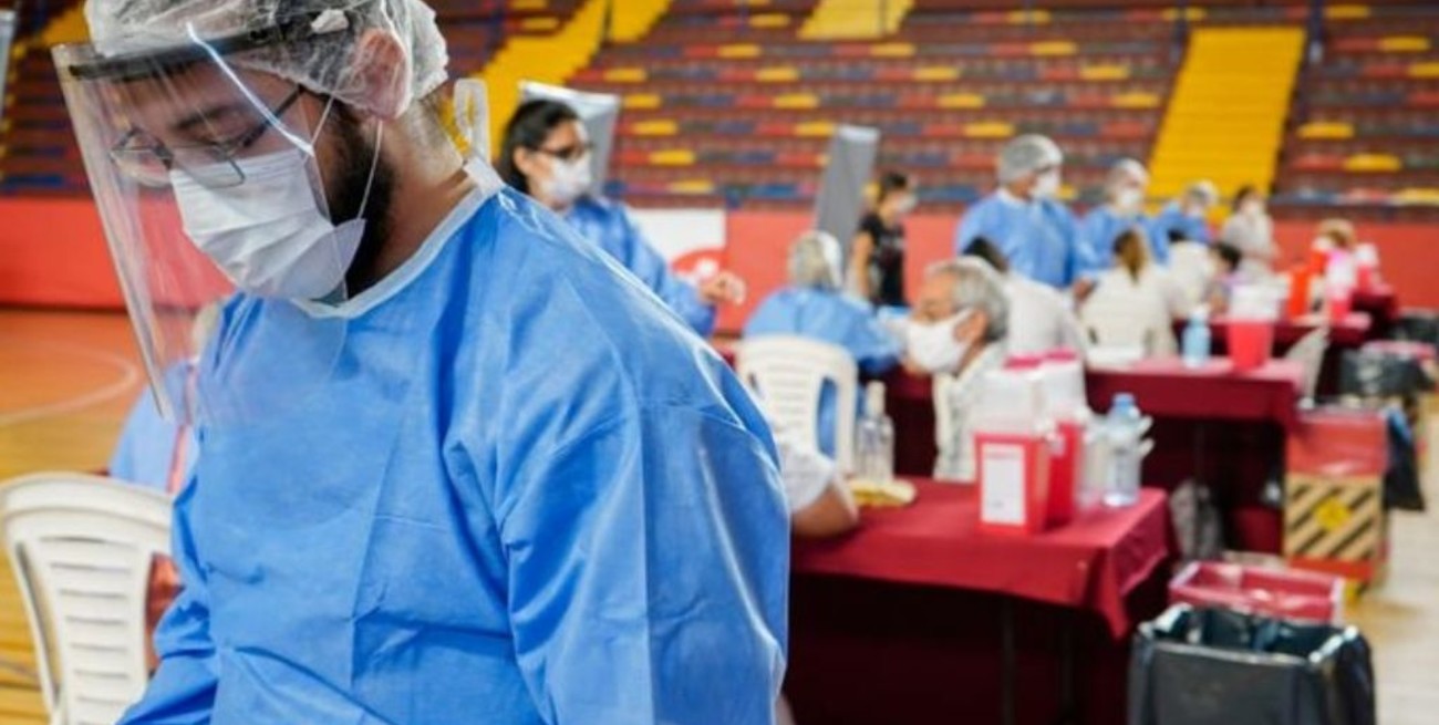 Qué pasará con las 100 vacunas congeladas en Mendoza 