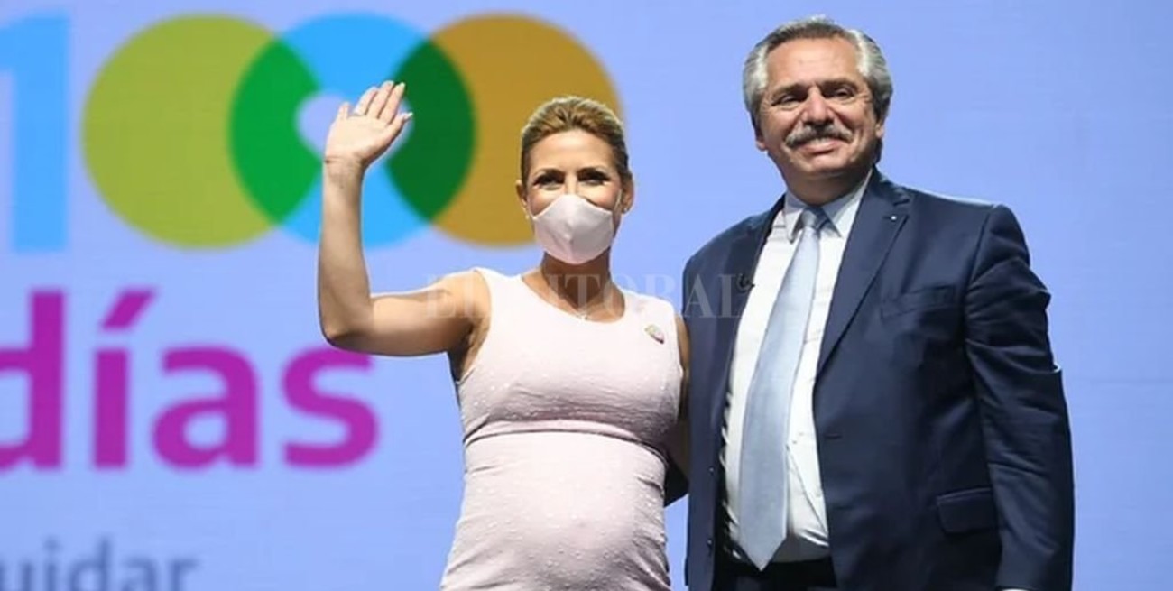 El hijo del presidente y Fabiola Yáñez nacerá en abril