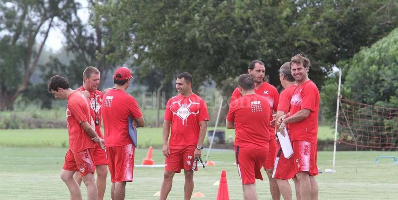 Unión realizó el primer entrenamiento en Mar del Plata