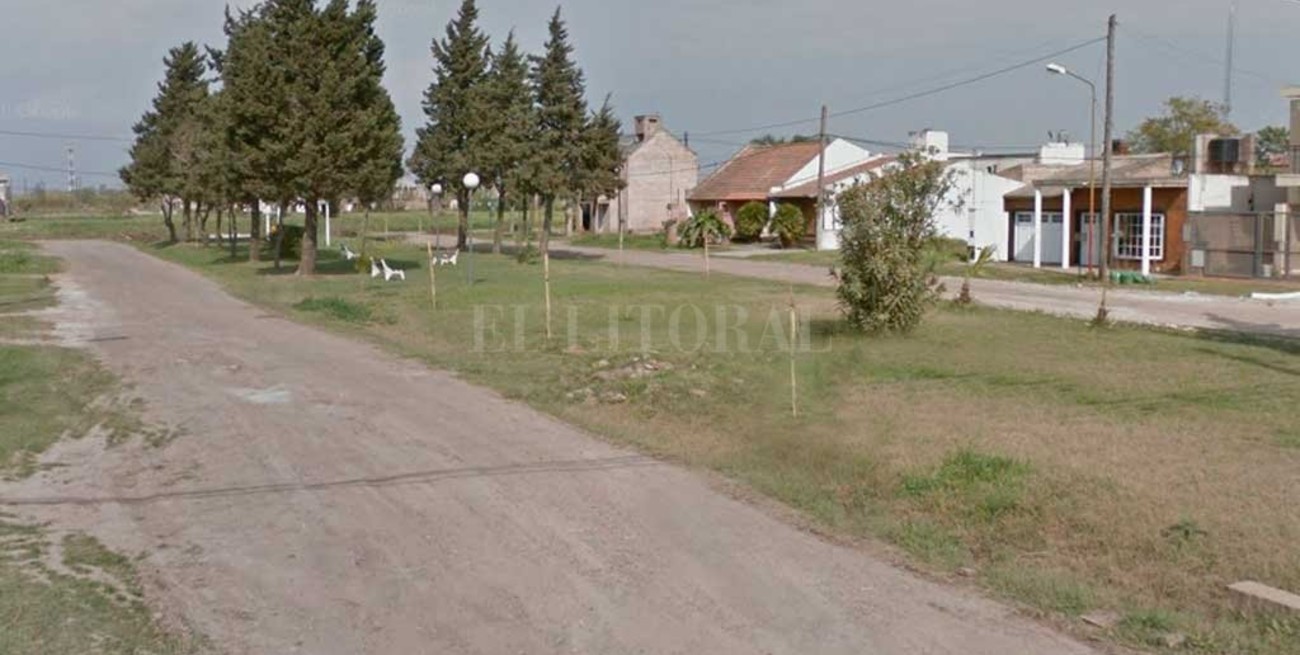 Maniataron a una familia y desvalijaron una casa en el norte de la ciudad