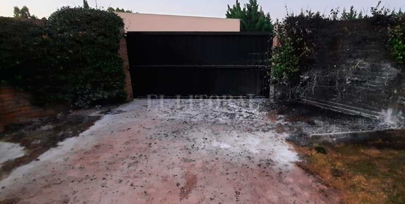 Ataque incendiario a un funcionario de Bahía Blanca  por el pase sanitario