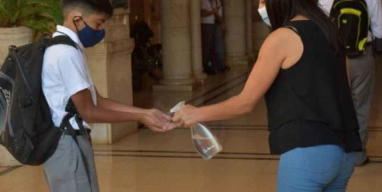 Corrientes exigirá el carnet de vacunación a docentes y alumnos en el ciclo lectivo 2022
