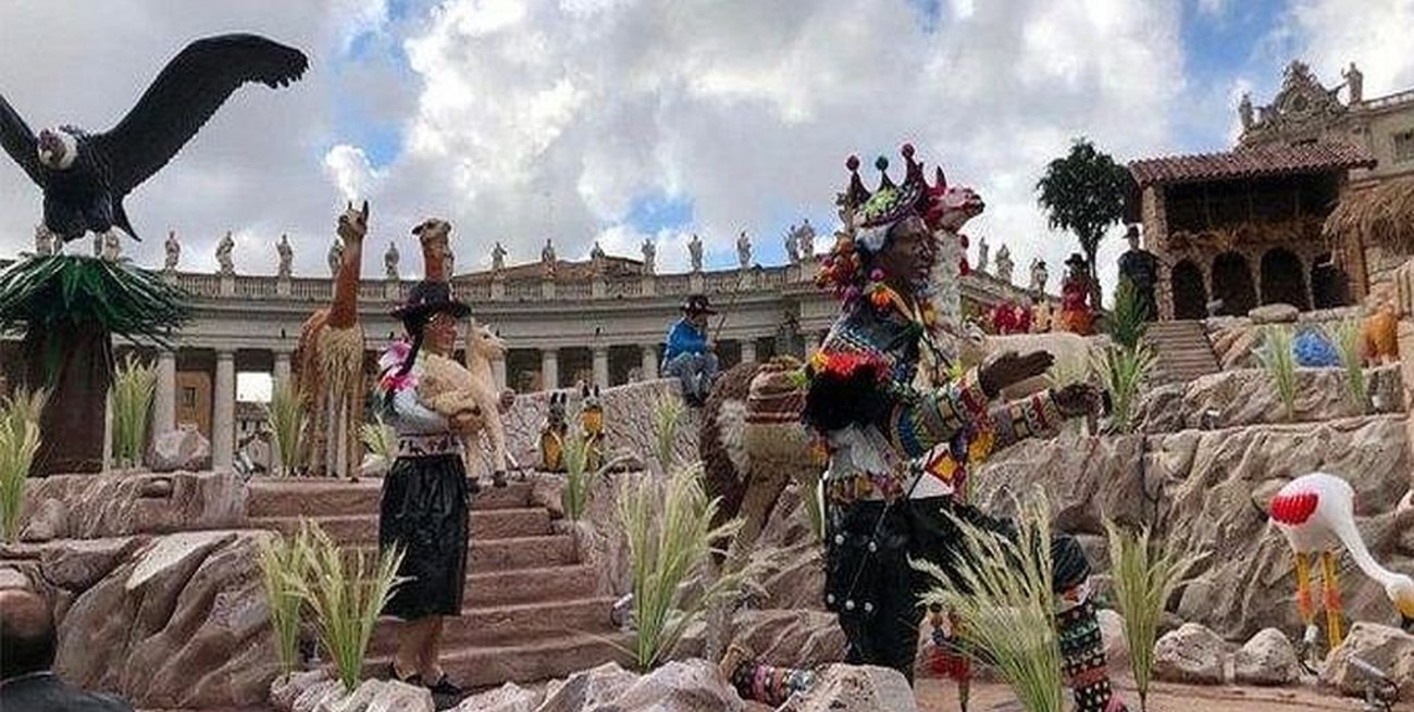 El Vaticano: inauguraron el pesebre andino que Perú regaló al Papa Francisco