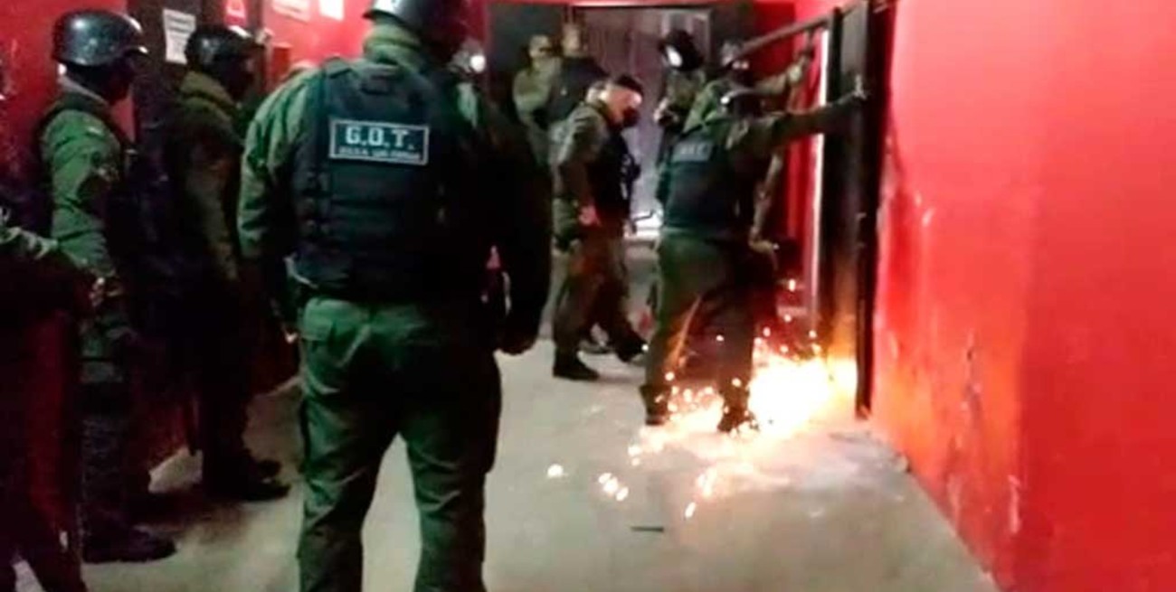 Desbarataron un bunker de la barra brava de Newell's dentro del estadio