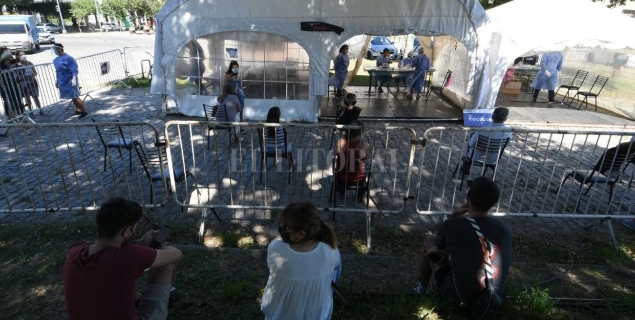 Malestar en la Estación Belgrano por los turnos para hisoparse