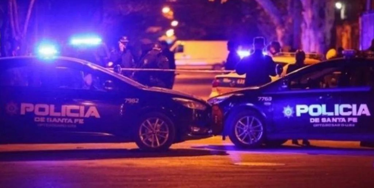 Asesinan a tiros a un joven en una esquina del barrio Vía Honda