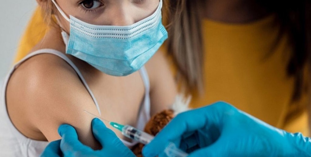 Vacunas contra el Covid en menores: desde eventos adversos, hasta consideraciones éticas