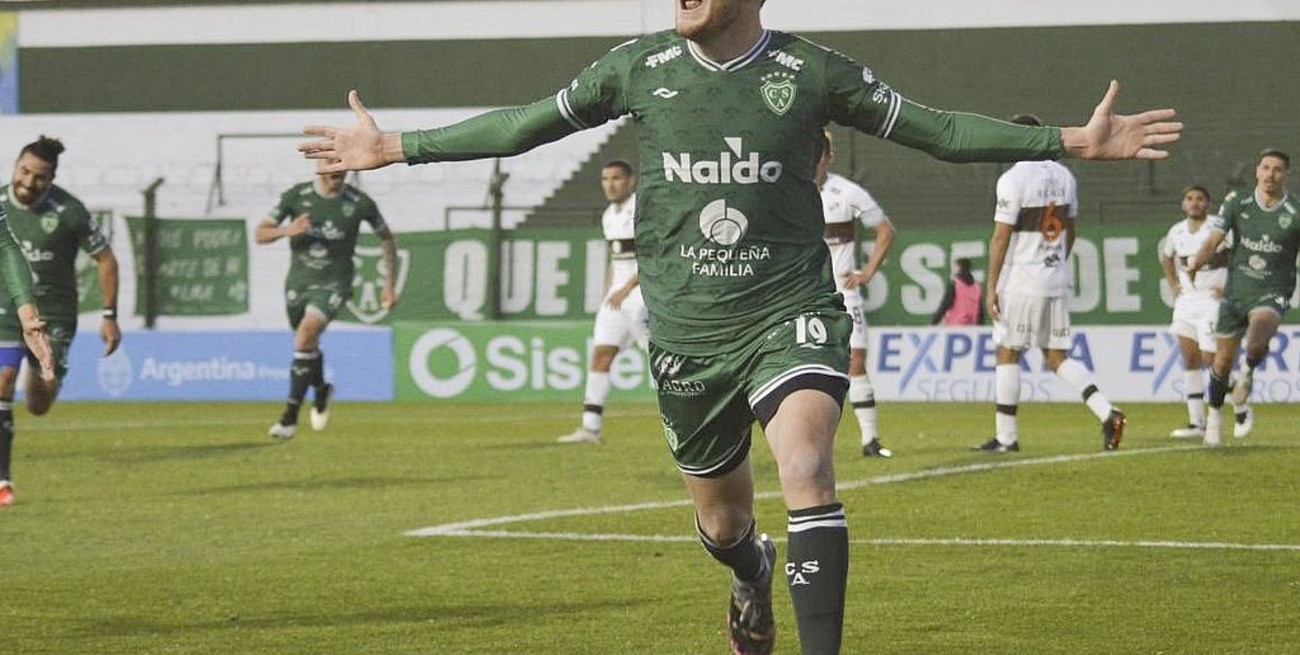 Sarmiento venció a Platense en el descuento