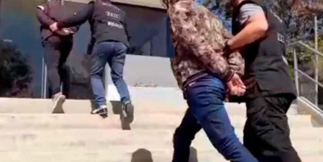 Detuvieron a los jugadores del video amenazando a la hinchada rival 