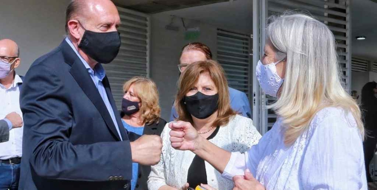 El gobierno insiste en transitar "sin miedo, pero con cuidados" el nuevo ciclo escolar  