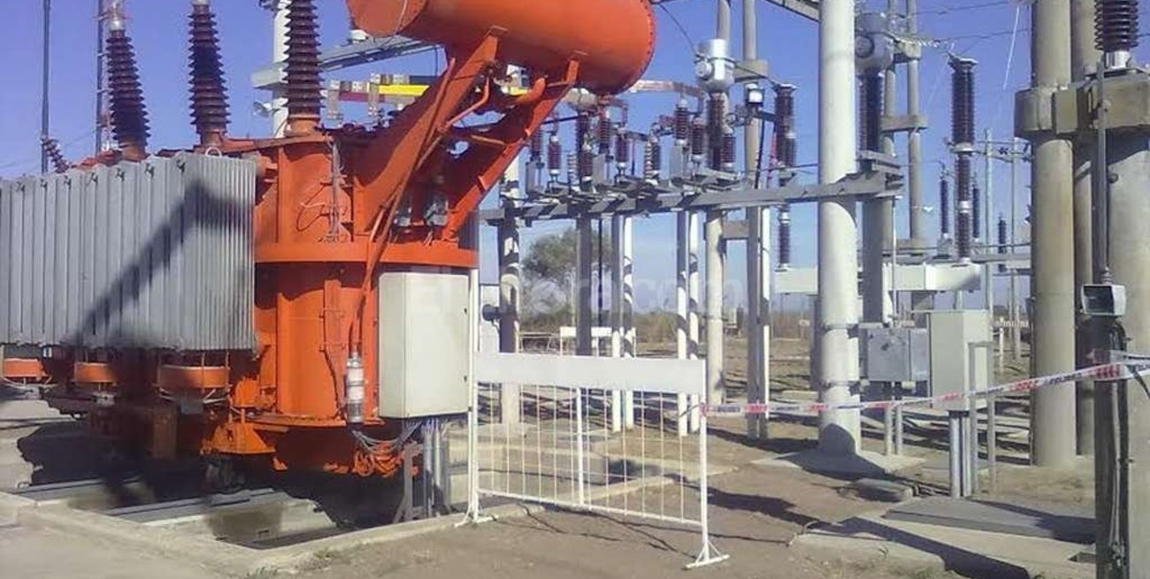 Nueva estación transformadora en Gdor. Crespo