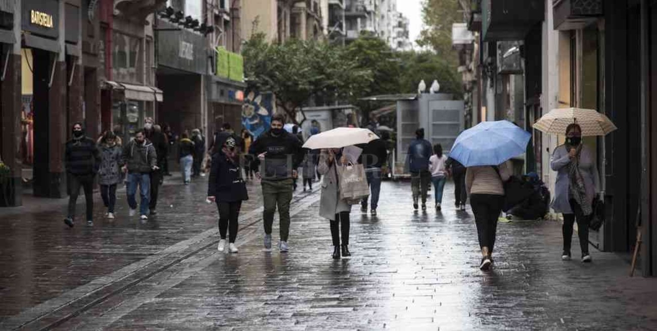 Buscan armar dos paseos gastronómicos en el centro rosarino para reactivarlo