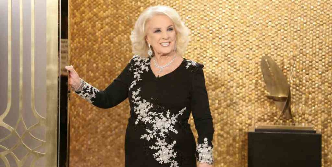 Mirtha Legrand "continúa evolucionando favorablemente al tratamiento"