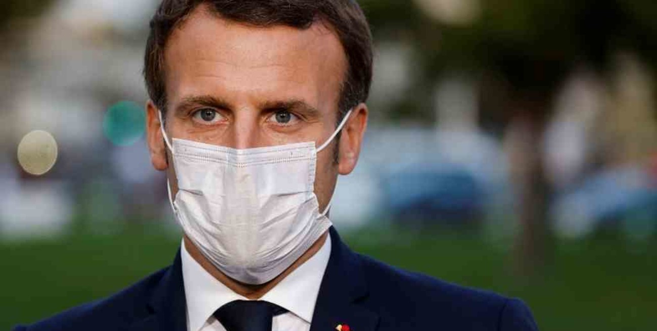 Macron advirtió que "fastidiará hasta el final" a los franceses antivacunas