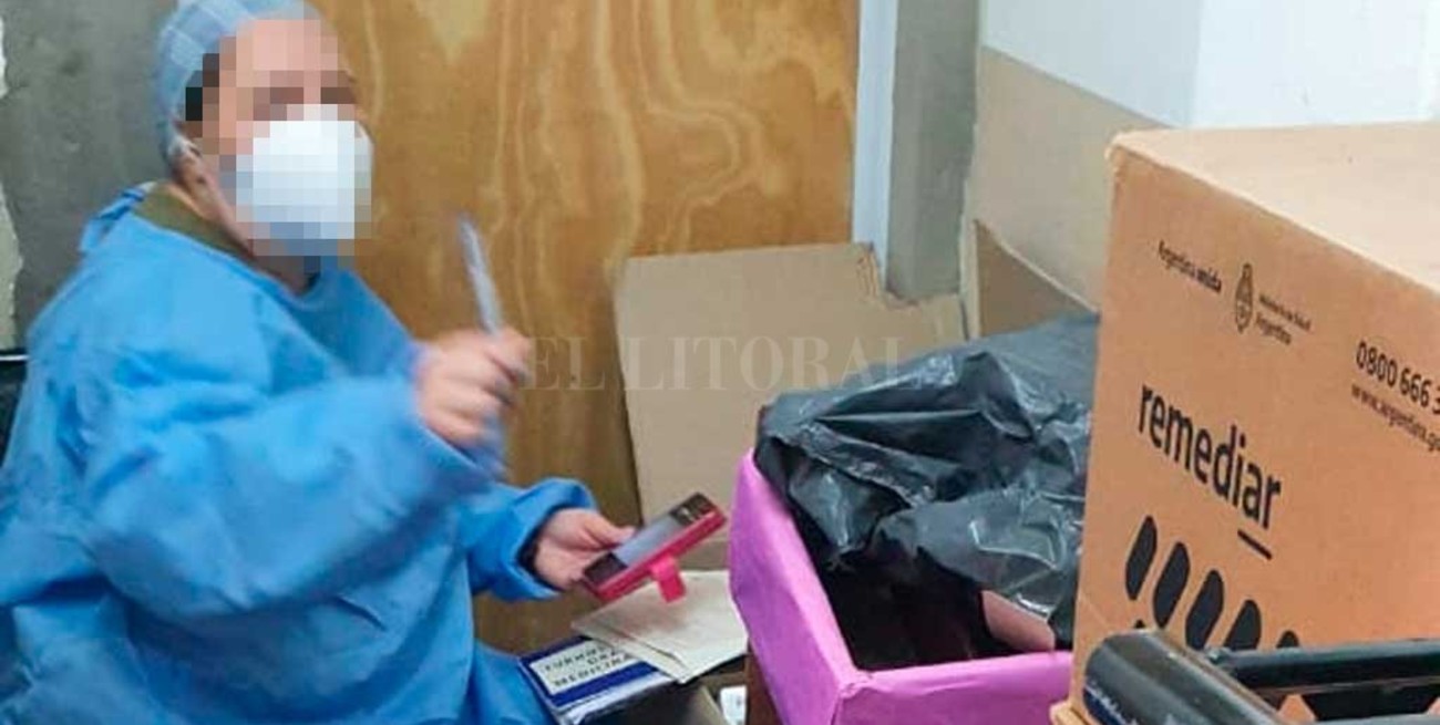 Abrazo simbólico al Centro de Salud del extremo norte de la ciudad