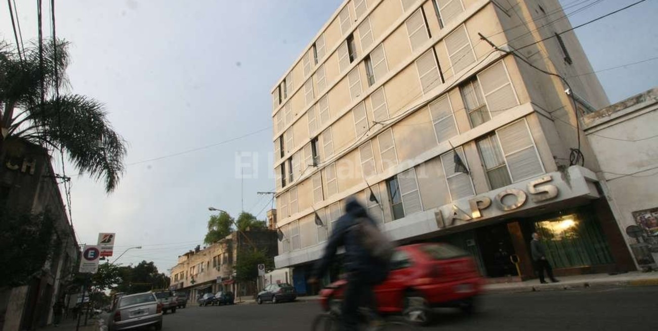 El Iapos autorizará un implante mamario a Sandy, una chica trans