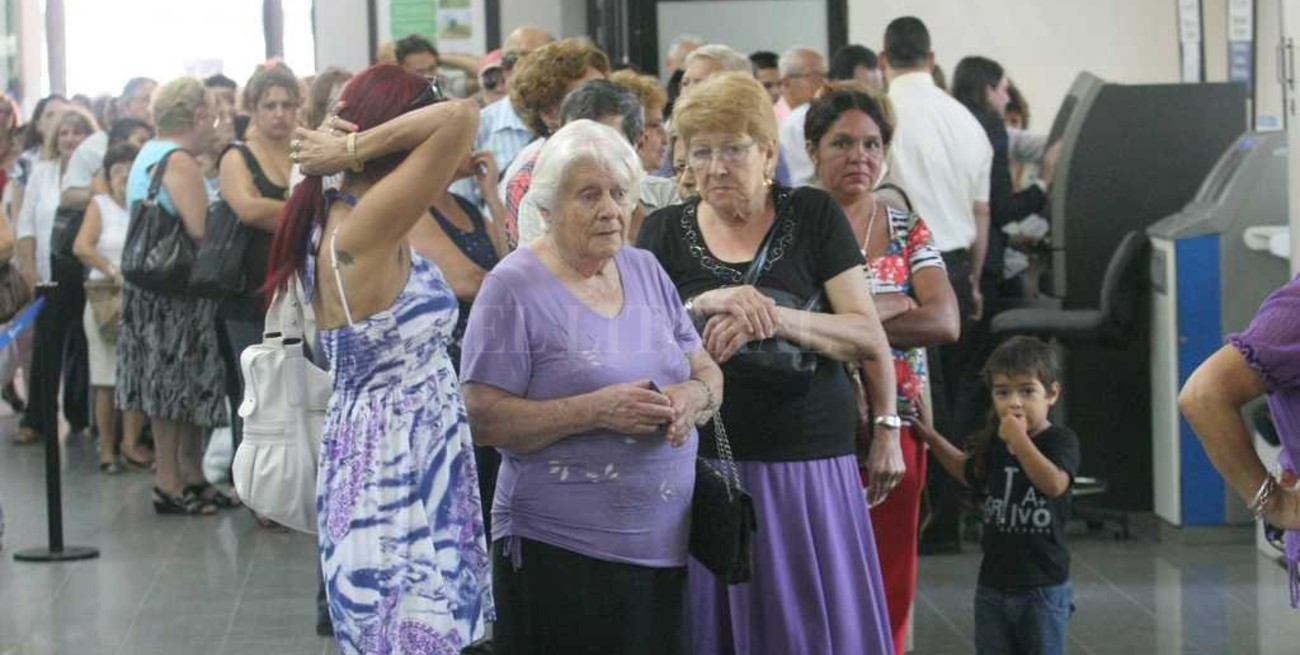 Desde julio, la jubilación mínima en Santa Fe será de $ 9.141