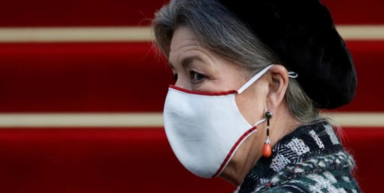 Un año sin Charlène en Mónaco: Carolina de Hannover vuelve a sustituir a su cuñada en un acto oficial