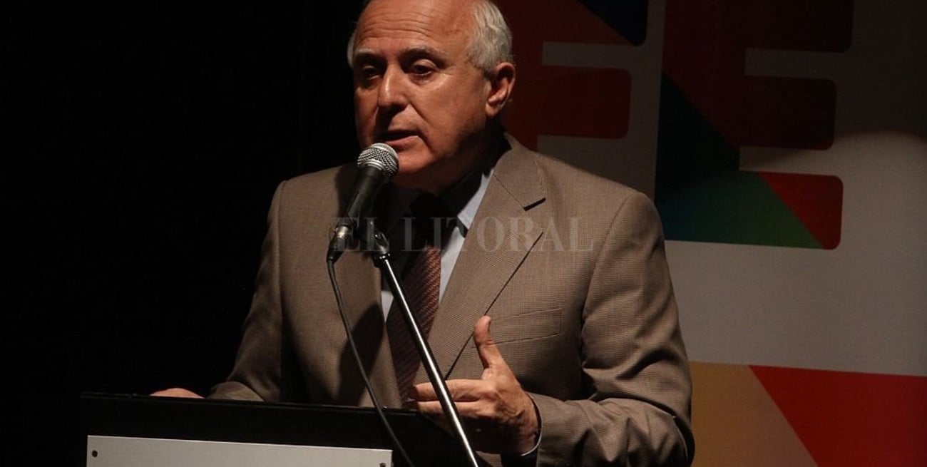 Lifschitz destacó la "voluntad común de los gobernadores" de contribuir al "consenso fiscal"