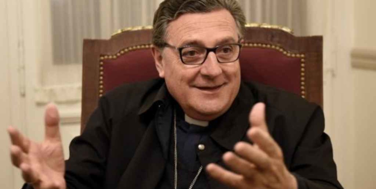 El arzobispo de Rosario dijo que la ciudad "está partida" y pidió "una sociedad más justa"