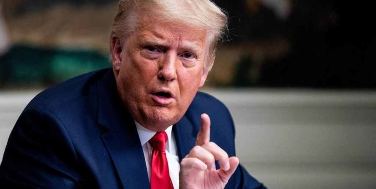 Facebook e Instagram suspenden las cuentas de Donald Trump por dos años