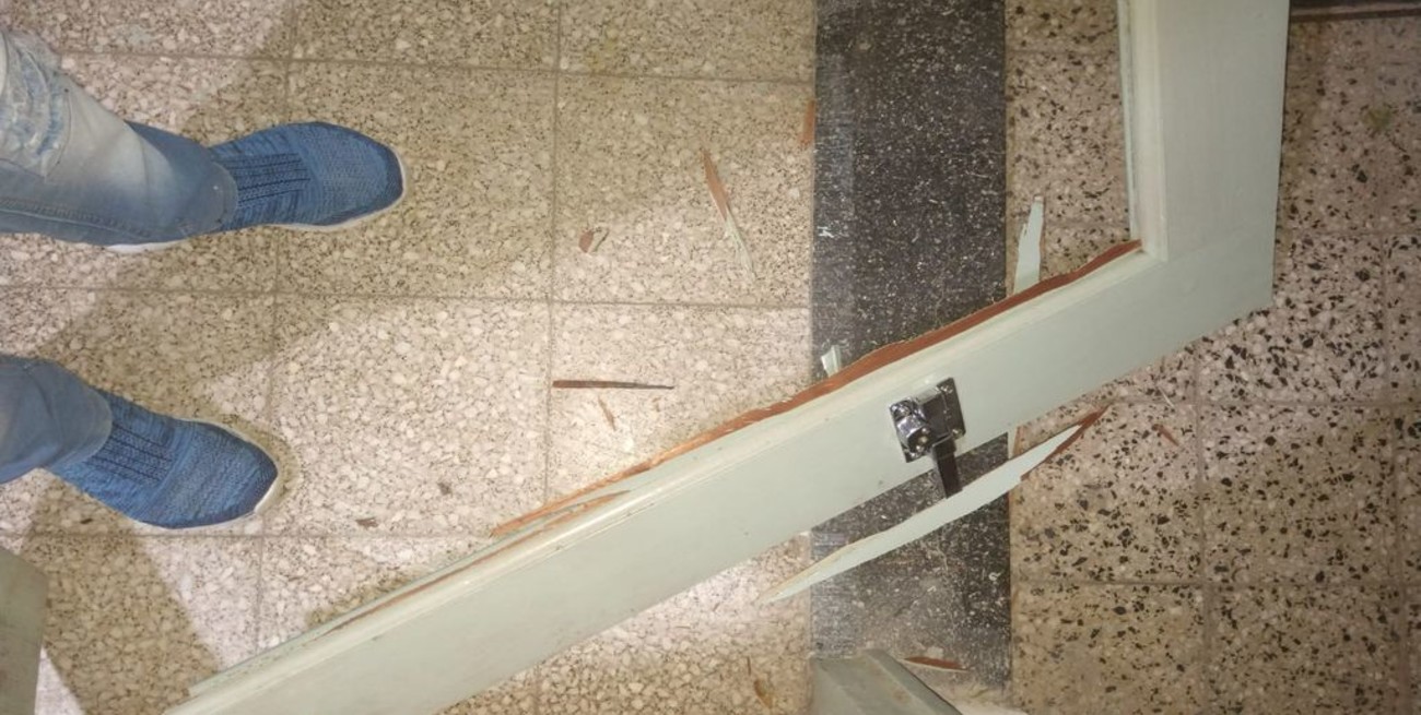 Cuantioso robo en la casa del presentador Carlitos Román