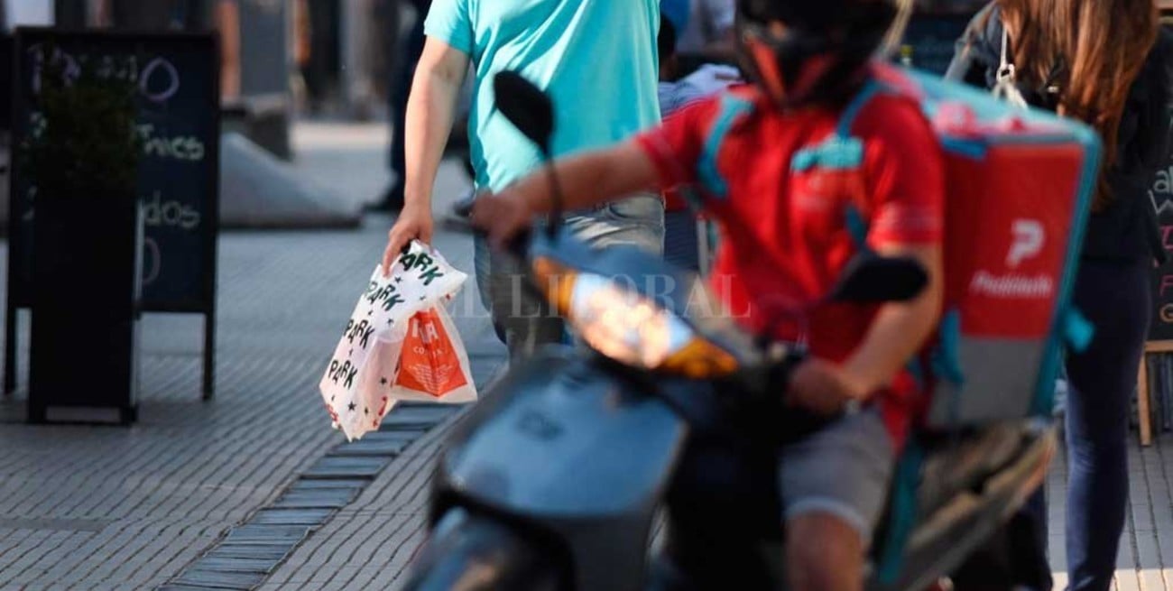 Advierten que  cadetes de delivery son otra vez el "blanco" de la inseguridad en Santa Fe