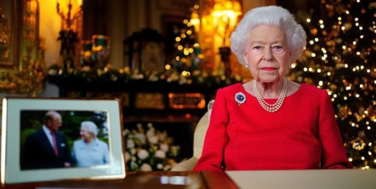 Isabel II grabó su discurso anual de Navidad, junto a una foto de Felipe de Edimburgo