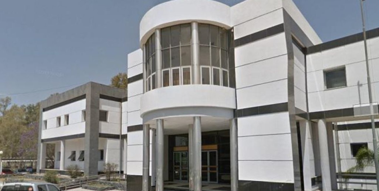 Condenan a tres policías por torturar a dos adolescentes en Córdoba