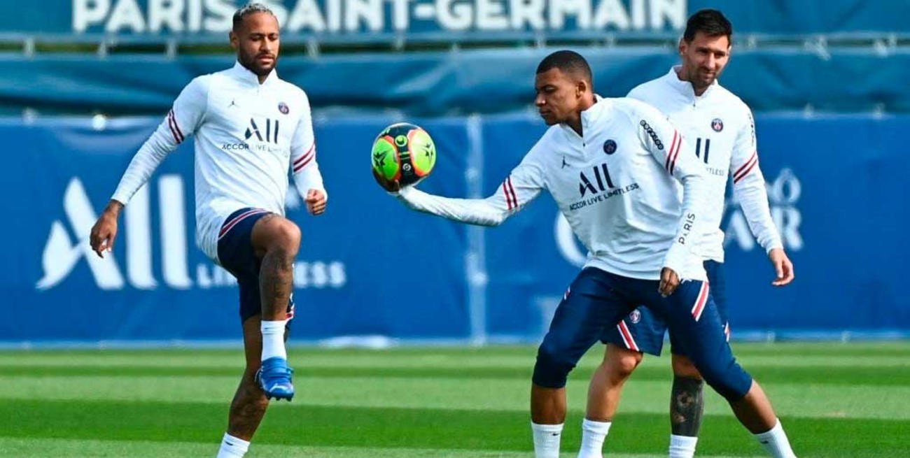 Messi participó del último entrenamiento del PSG antes del choque con Reims