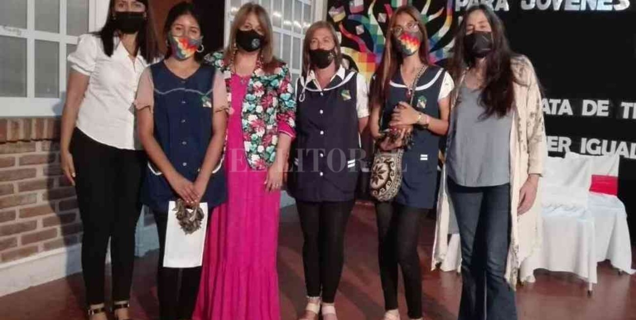 San Javier: primeros egresados de la escuela intercultural bilingüe