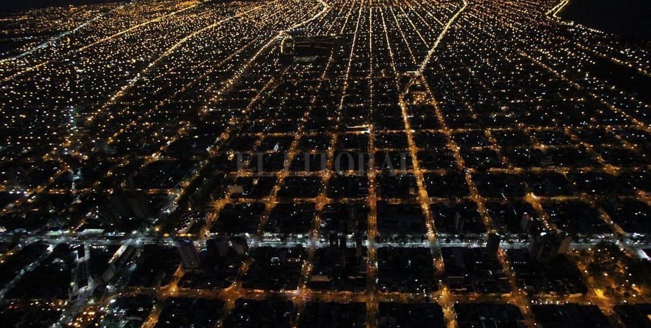 Corral pide deuda por U$S 14 millones para recambiar a led todo el alumbrado