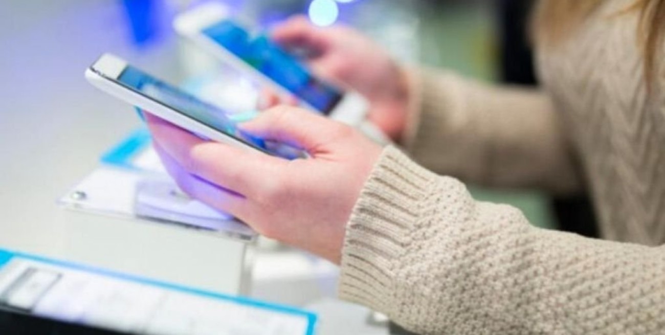 Relanzan la compra de celulares en 18 cuotas sin interés