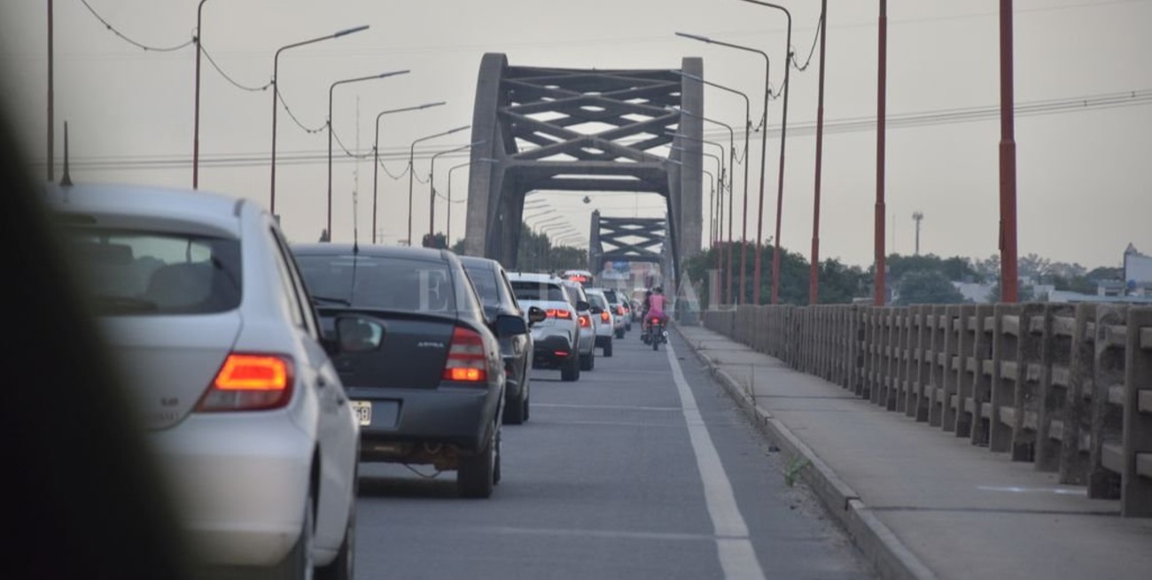 Línea directa: "sobre la autopista", "lo irregular" y otros mensajes