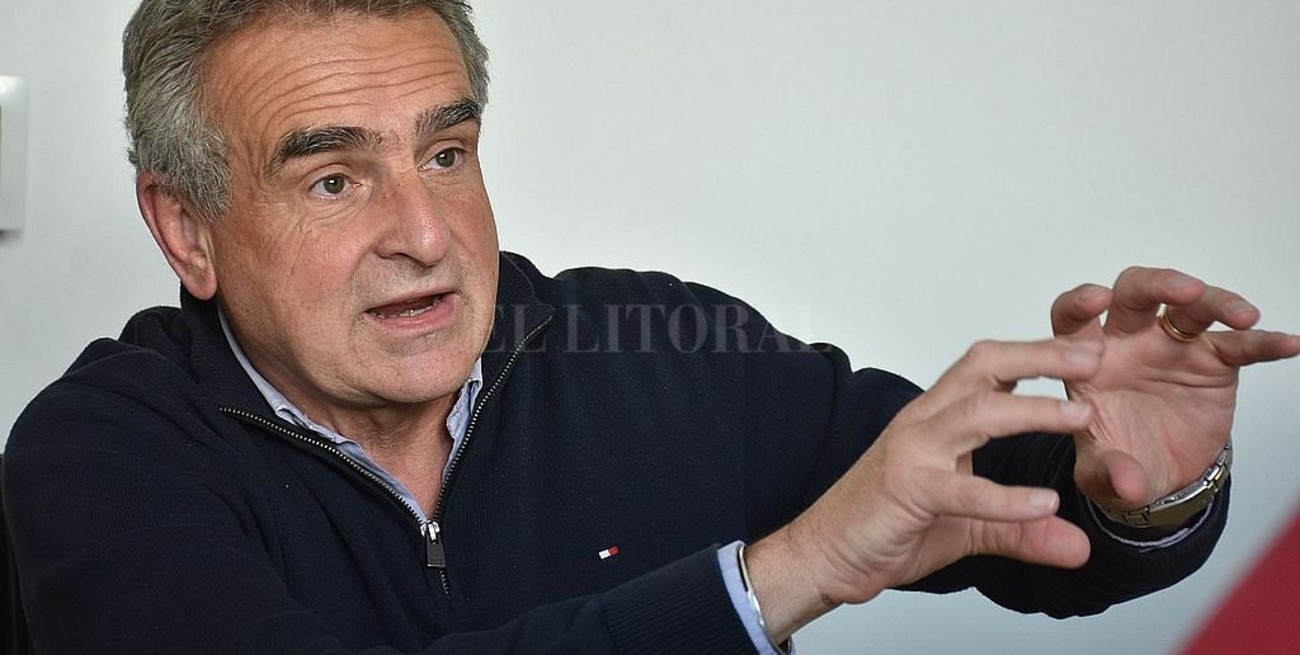 Agustín Rossi: "No subordinado al gobierno nacional, pero tampoco empleado del gobierno provincial"