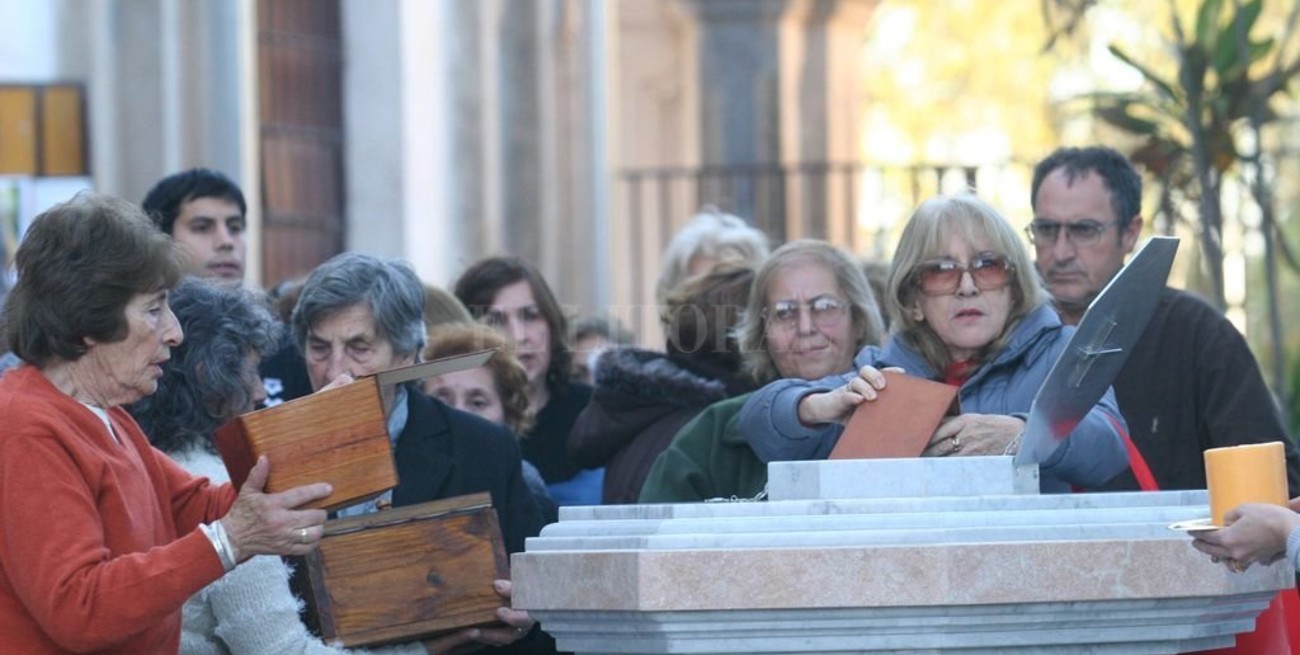 "Tras mi muerte, quiero ser cenizas": se podrá expresar voluntad de ser cremado