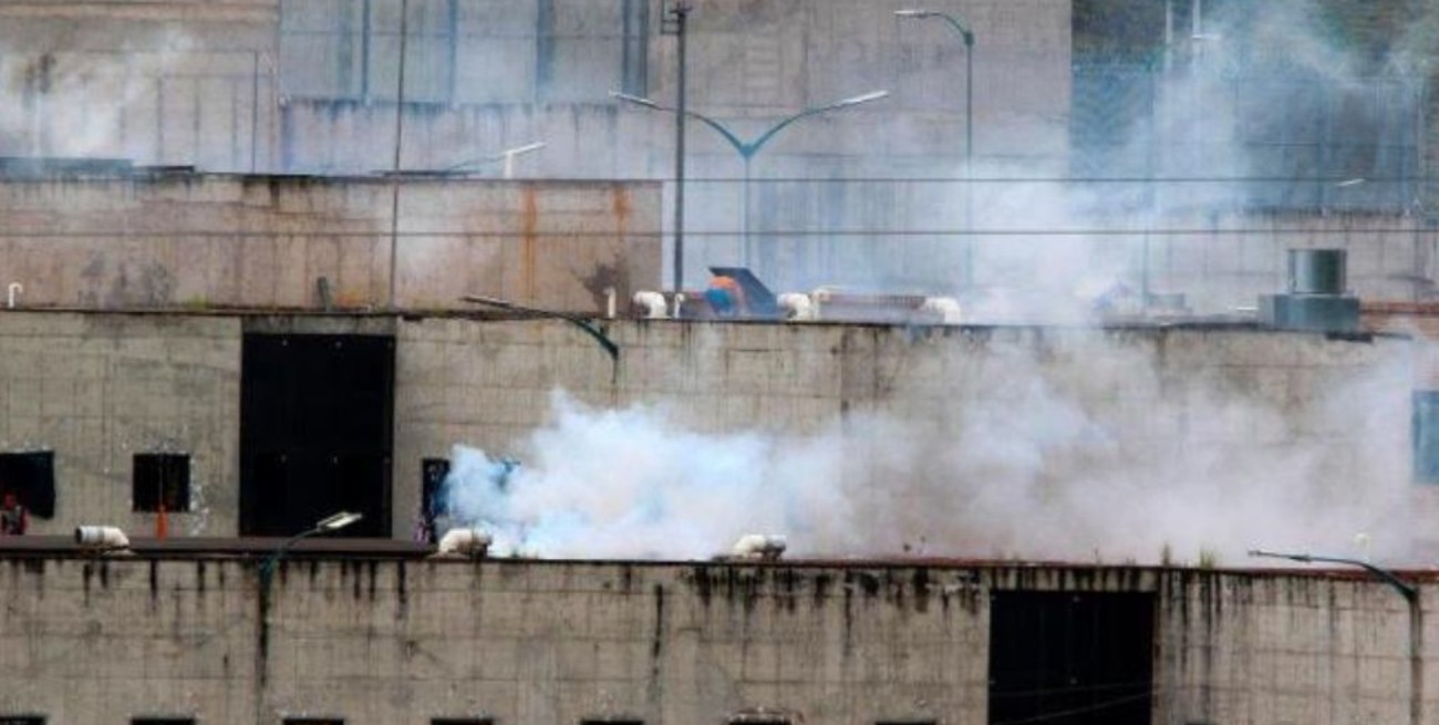 Más de 50 muertos en nuevos enfrentamientos en una cárcel de Ecuador