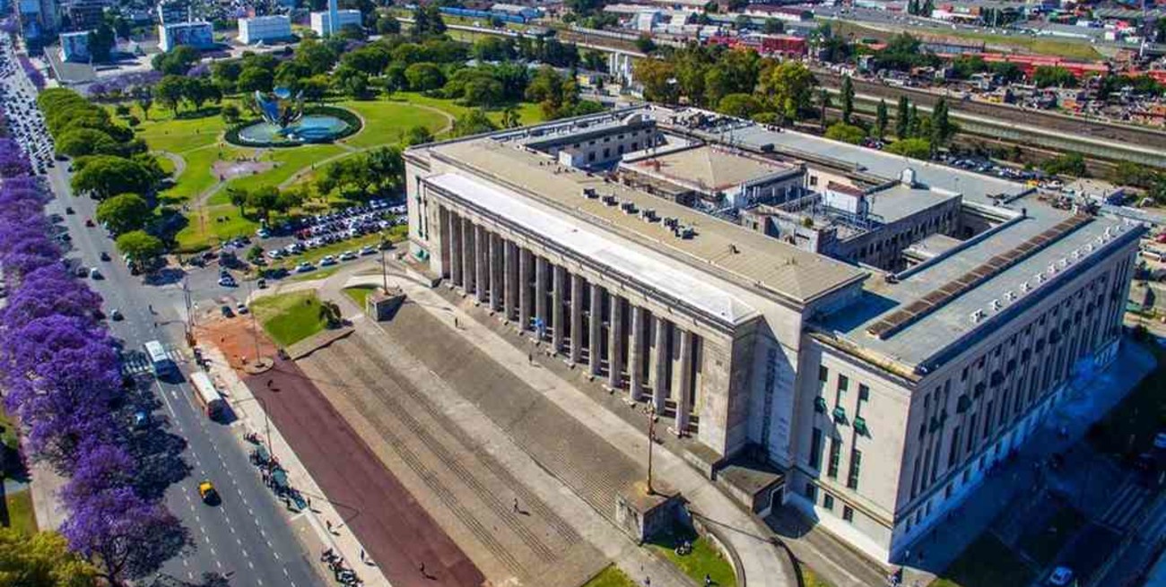 La UBA consolida su posición de liderazgo en Iberoamérica con más de 300.000 estudiantes