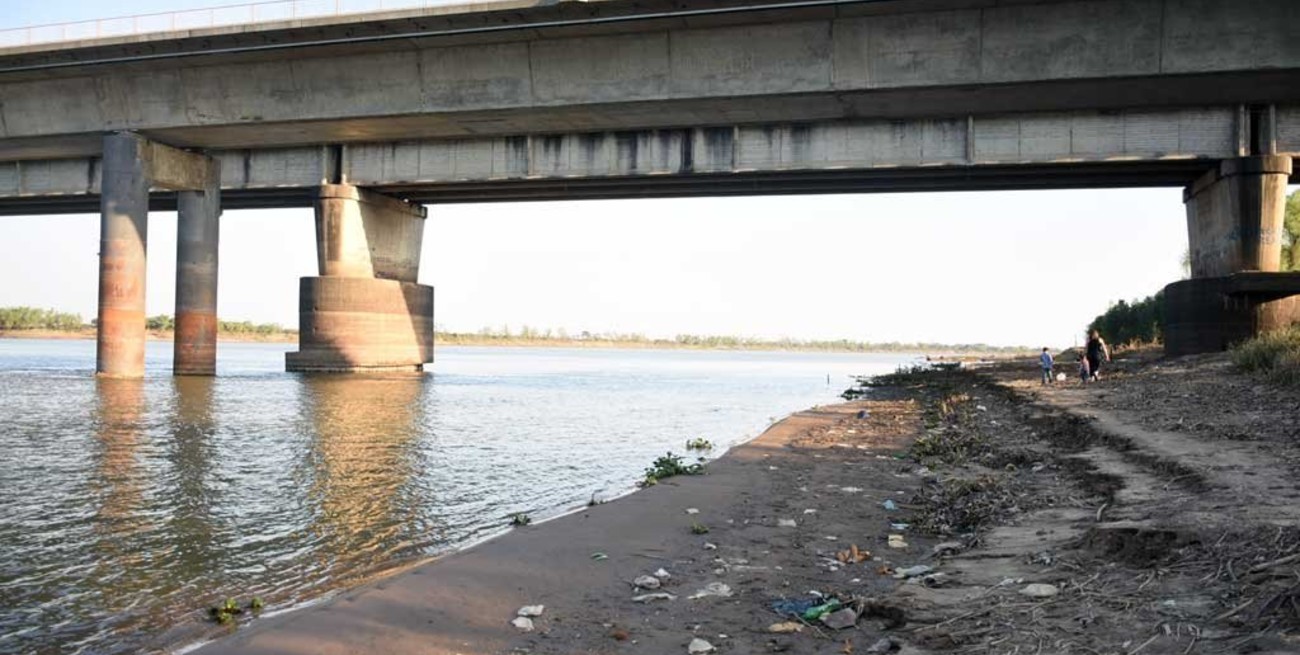 Sigue subiendo el Río Paraná: desde el viernes creció 23 cm en Santa Fe