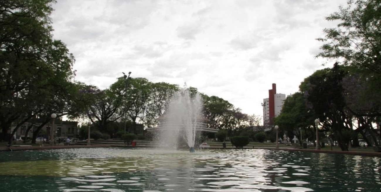 Viernes parcialmente nublado en la ciudad de Santa Fe