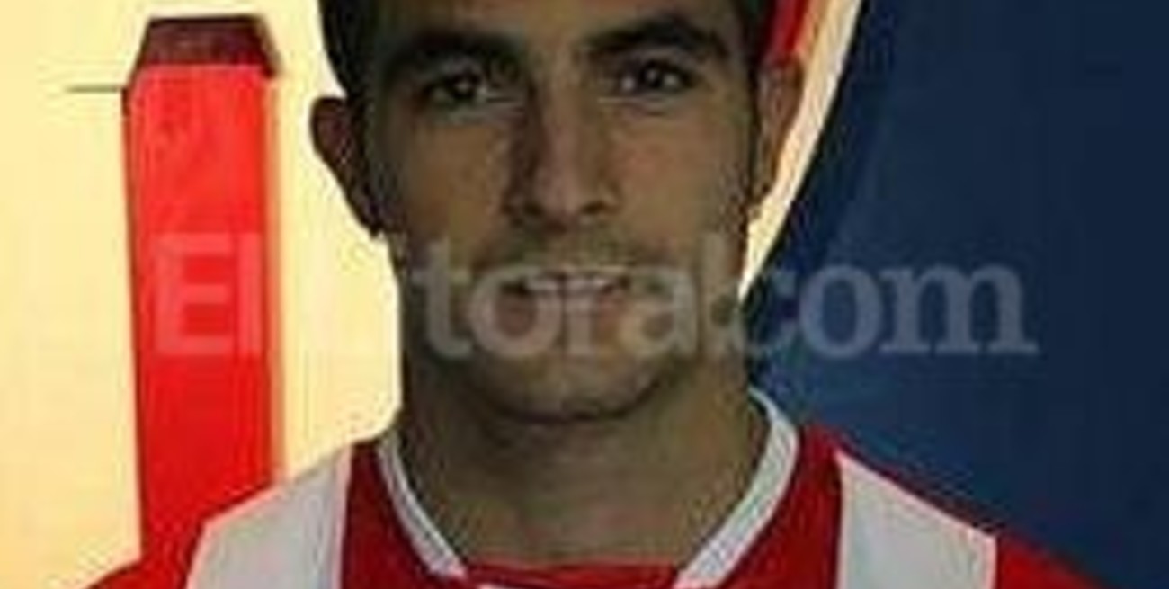 Maxi Laso se puso la rojiblanca y hay acuerdo con Rodrigo Salinas