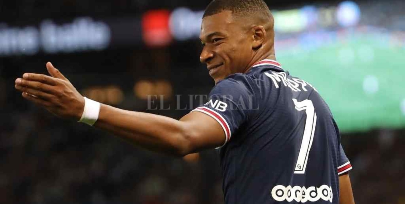 PSG retomó las negociaciones para retener a Kylian Mbappé